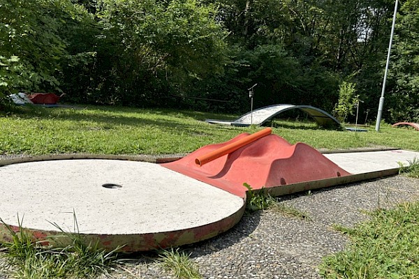 Ausflug zum Minigolfplatz